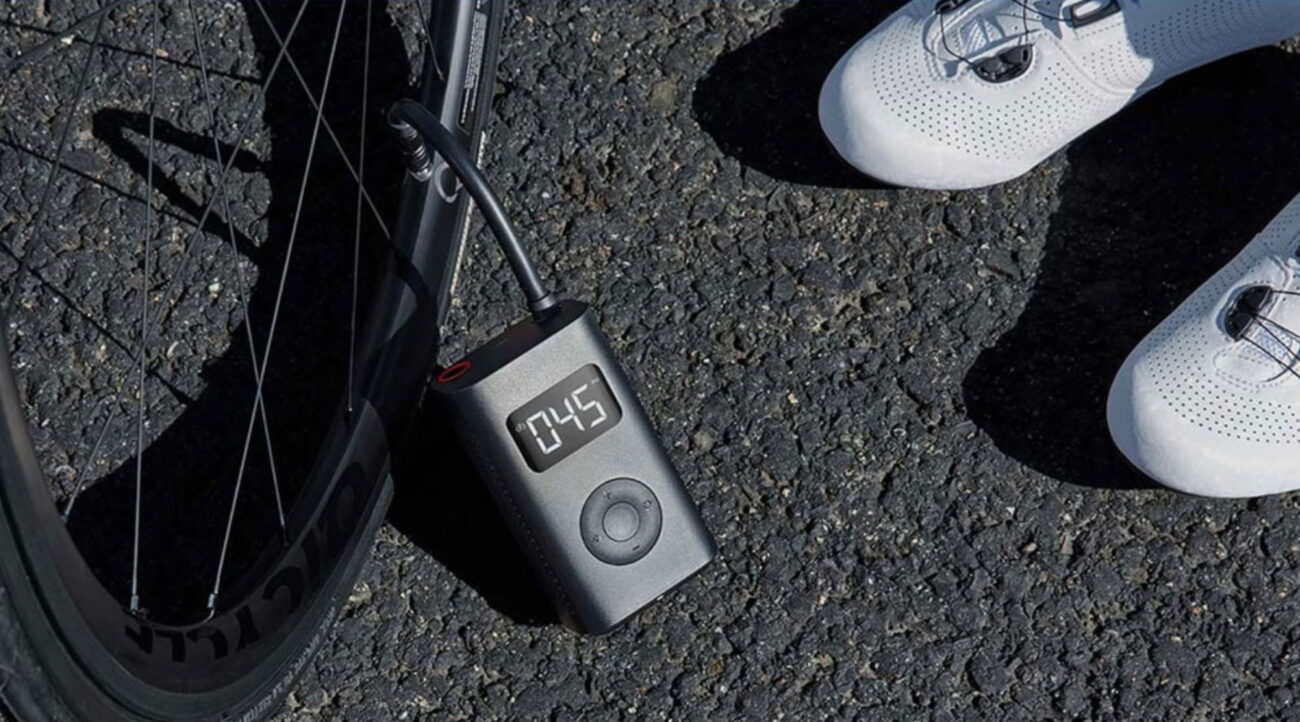 Oasser Compresor de aire portátil Mini inflador de aire Bomba de neumáticos  de mano 6000mAh Batería LCD digital para neumáticos de bicicleta de coche