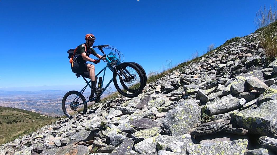 Ascendu la bicicleta de monta a Espa ola dise ada para subir