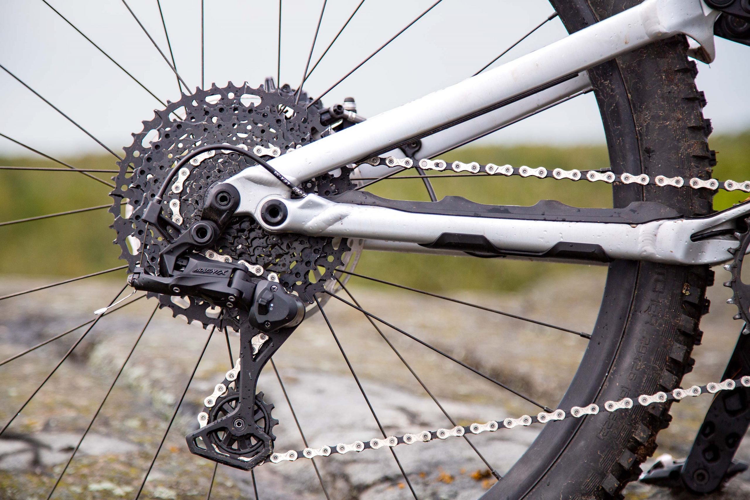 Microshift Advent X la nueva transmisión para mountain bike de 10 velocidades con amplio rango