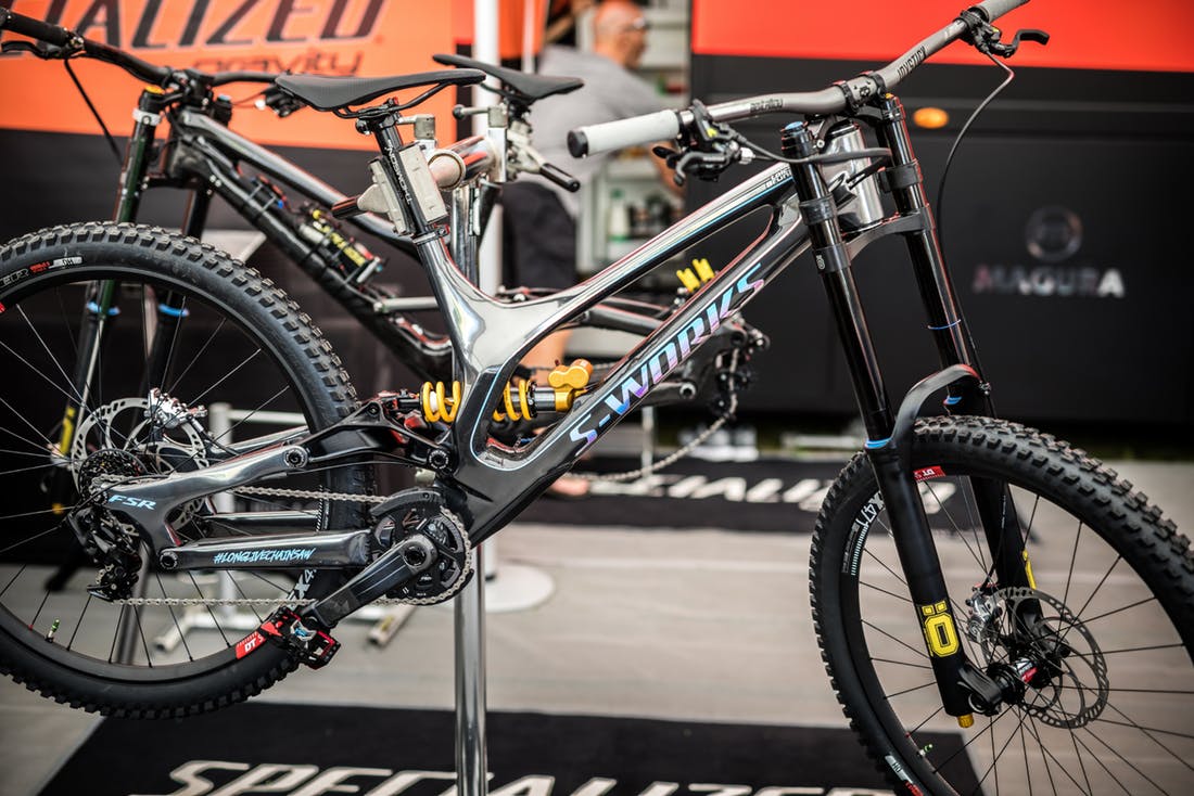 Nueva Ohlins DH RACE