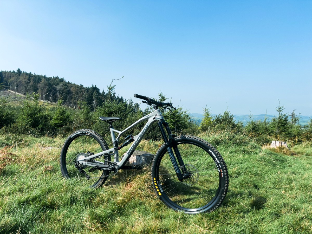 Las eBikes Ganando Terreno: ¿La última década de vida para las bicicletas convencionales?